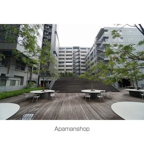 東雲キャナルコートCODAN16号棟の外観写真