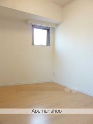 ル・リオン牛込柳町[1K/36.98m2]のリビング・居間2