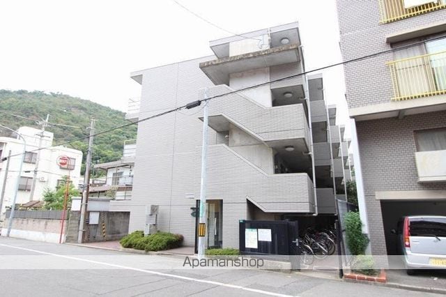 HAUSの外観写真