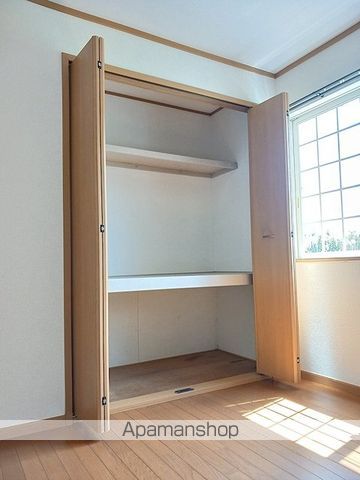 天王森 IIの内装写真