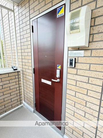 東海道本線 磐田駅 徒歩5分 3階建 築13年の玄関写真