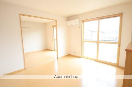 ローズコートヤマサ　Ａ棟[2LDK/62.7m2]のリビング・居間