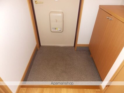 愛知県小牧市堀の内５丁目[1DK/36m2]の玄関