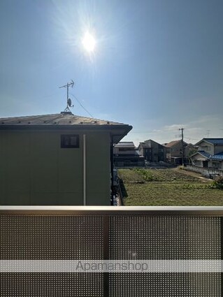 東京都武蔵村山市榎２丁目[2LDK/61.27m2]のエントランス