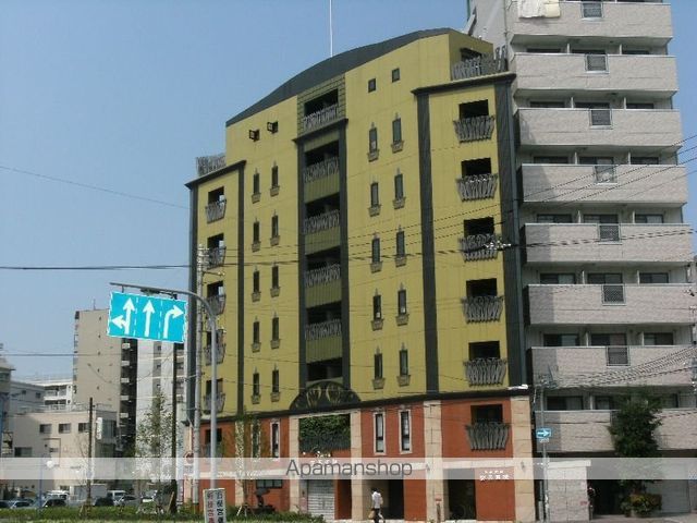 クレセントコートの外観写真
