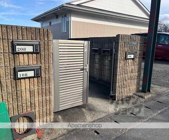 カーサ西の丘の玄関写真