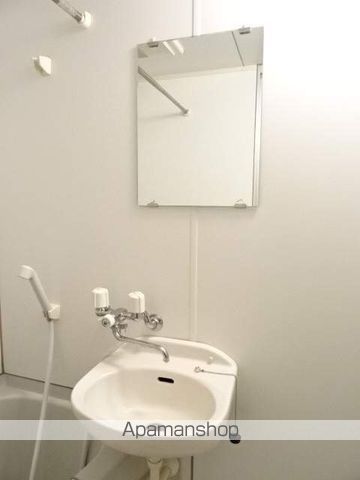 ユトリロ坪井町の内装写真