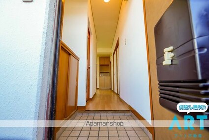 レジデンス小栗[3DK/56m2]の玄関