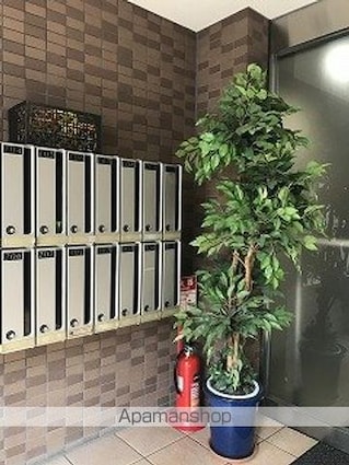 エスパシオ西新宿[1K/21.6m2]の外観3