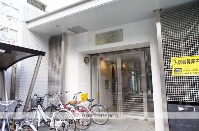 グランドシャルマン博多駅前の外観写真