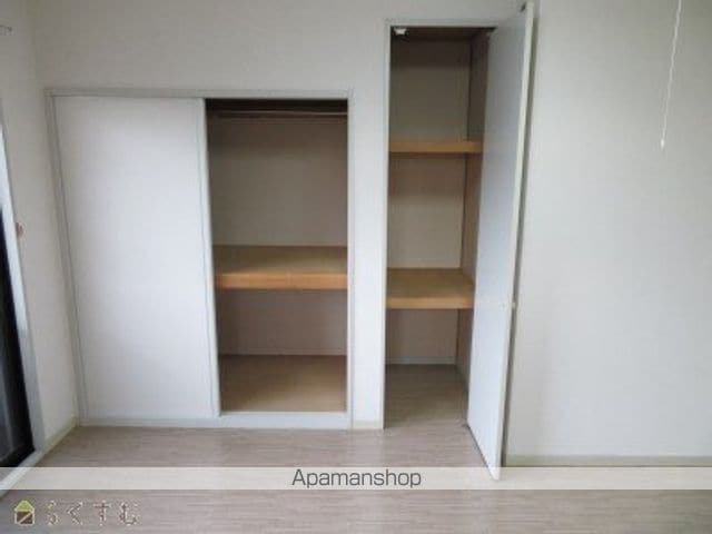 ロイヤルパレスAの内装写真