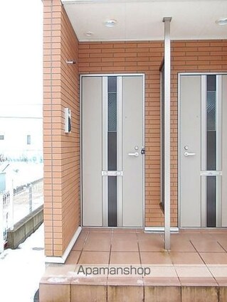 シャイン　コート[1R/36.28m2]のエントランス1