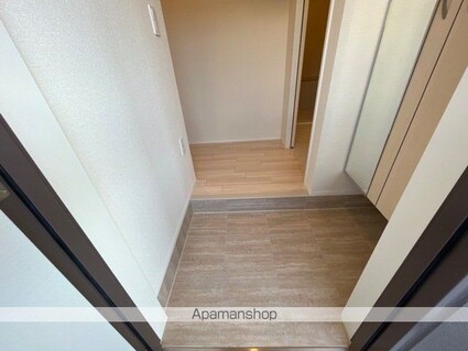 フロンティア[1LDK/47.27m2]の玄関