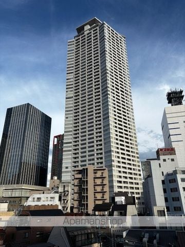 ザ・タワー大阪レジデンスの外観写真