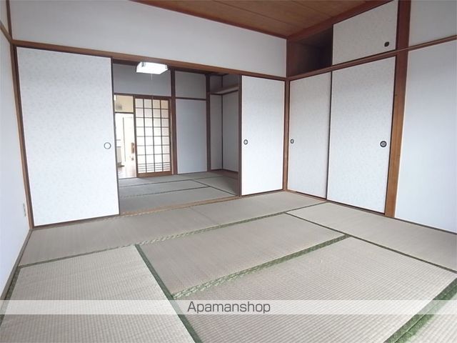 岩崎ハイツの内装写真
