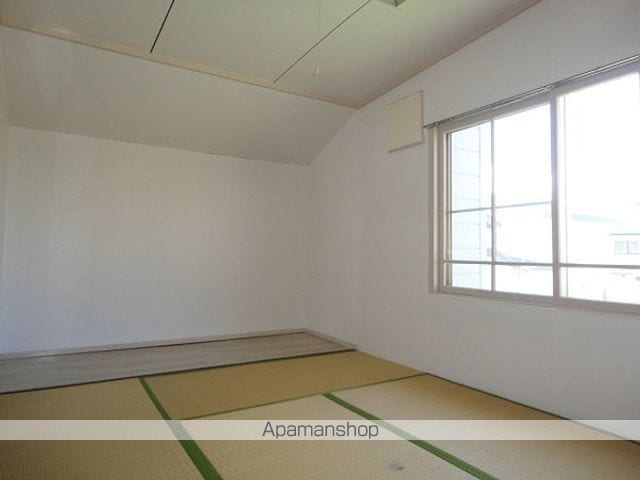 ＪＲ函館本線 滝川駅 バス乗車時間：20分 最寄りバス停で下車 徒歩3分 2階建 築63年の内装写真
