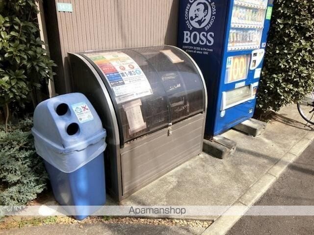 キャトルセゾンの玄関写真