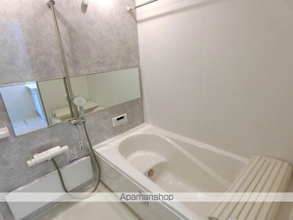 ＤーＲＯＯＭ荒井１丁目[2LDK/53.64m2]のバス