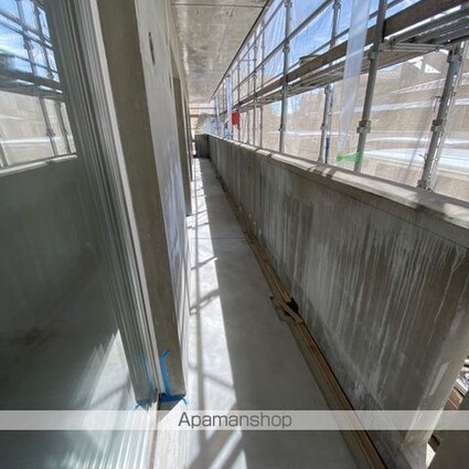 ＯＮ　ＴＨＥ　ＲＯＡＤ[1LDK/40.2m2]のバルコニー