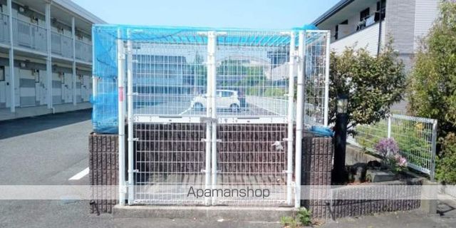 レオパレスシャローIIIの外観写真