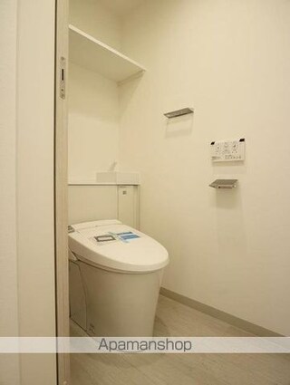 パークルール神田司町ロンド[2LDK/44.98m2]のトイレ