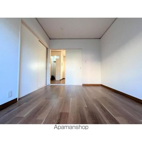 エステートピア築山二番館の内装写真