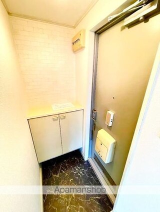 和歌山県和歌山市和歌川町[3DK/47.86m2]の玄関