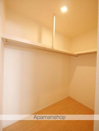 ドミール上祖師谷[1LDK/41.81m2]の収納