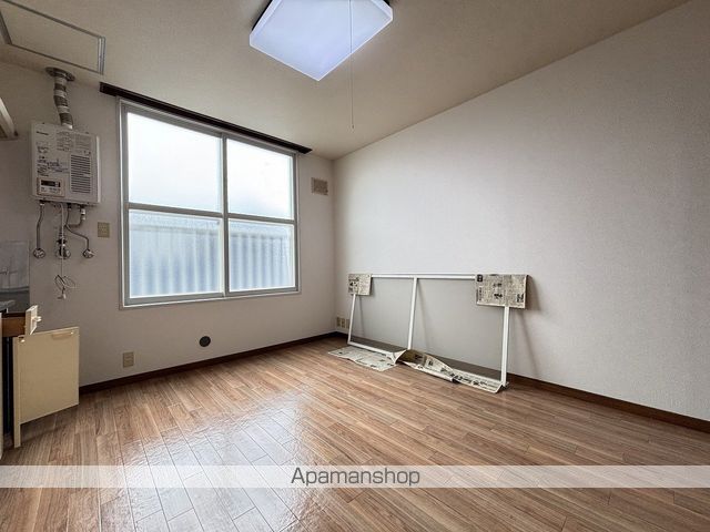 本町ハイツタイプIの内装写真