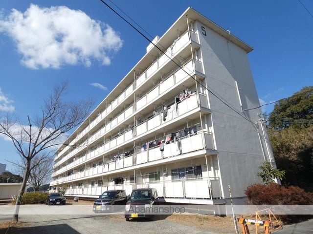 ビレッジハウス国本5号棟の外観写真