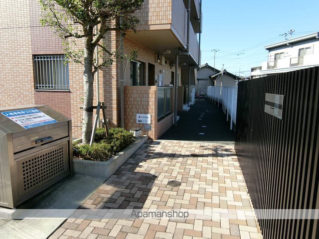 パッセ ムラージュの玄関写真