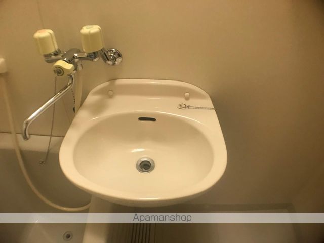 アイランド小野山の内装写真
