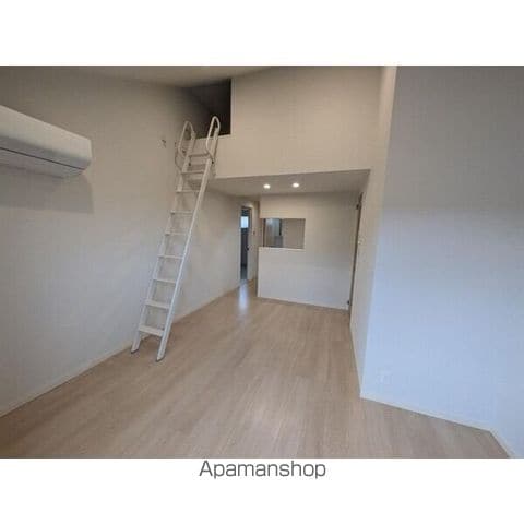 CASA SOLEGGIATAの内装写真