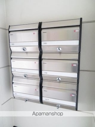 ファミーユ木々人[1K/26.67m2]のエントランス4