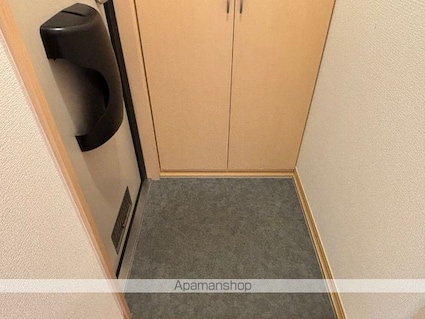 リビングタウン渕　Ｂ[2LDK/55.01m2]の玄関