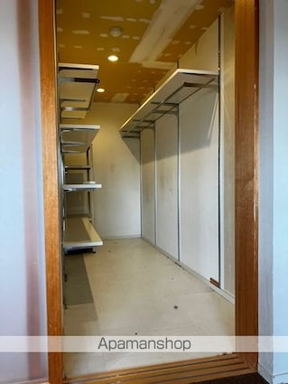 経堂セントラルマンション[2LDK/103.13m2]の収納