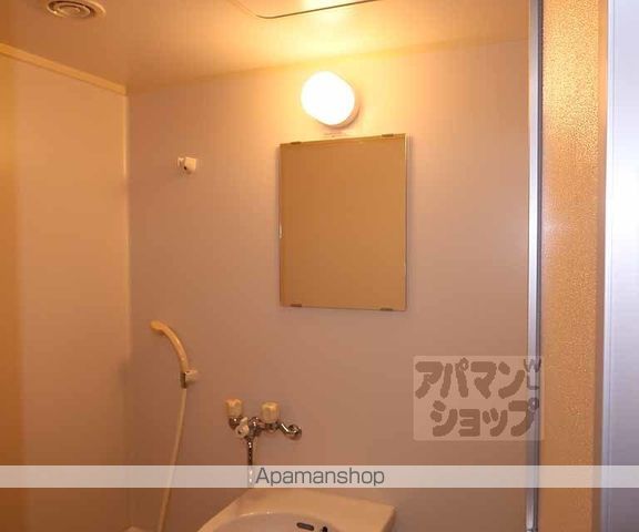フォレスト七条の内装写真