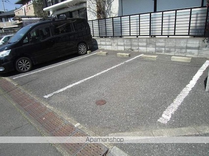 東京都練馬区氷川台４丁目[2DK/35.3m2]の駐車場