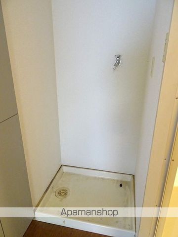 クリスタルハイツの内装写真