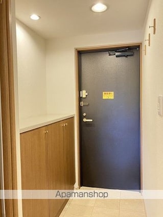 駒込パークハウス[2LDK/62.36m2]の玄関