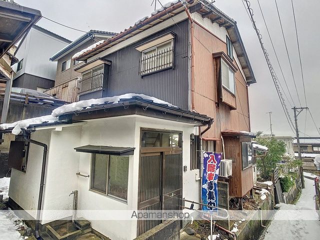 山の上町貸家の外観写真