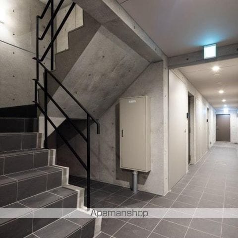 GRAN PASEO市谷仲之町の玄関写真