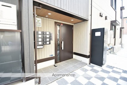 ＤーＲＯＯＭ小田原８丁目ＩＩＩ[2LDK/56.3m2]のエントランス1