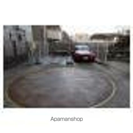 プライムアーバン四谷外苑東[1R/36.09m2]の駐車場