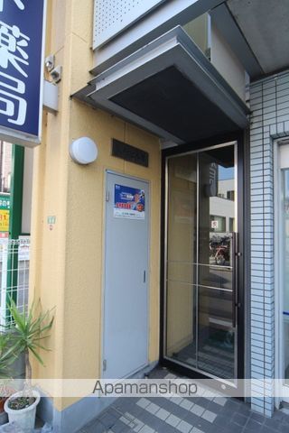 久松ビルIIの玄関写真