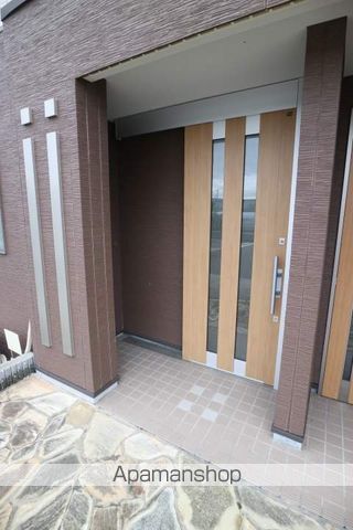 スカイグレイスの玄関写真