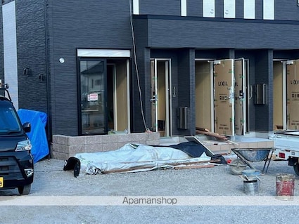 ワーサンライト２１[2LDK/53.8m2]のエントランス1