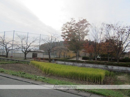 メゾン・ド・ファミール　Ｂ[3DK/52.99m2]の周辺5