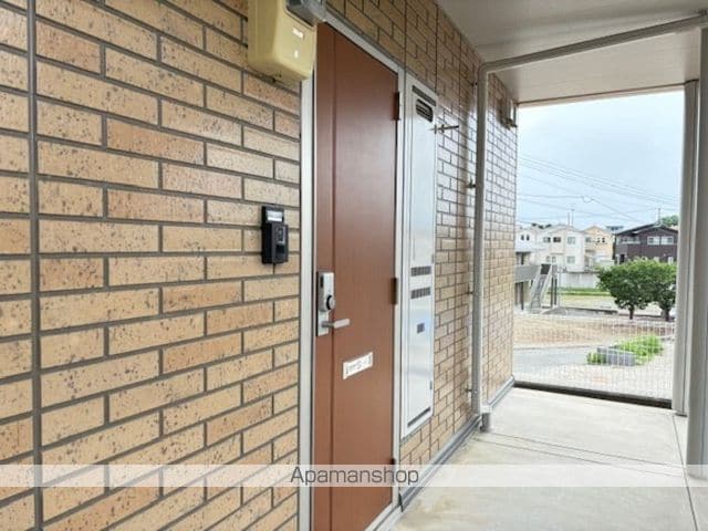 コルリス B棟の玄関写真