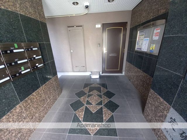 クレール文教の玄関写真
